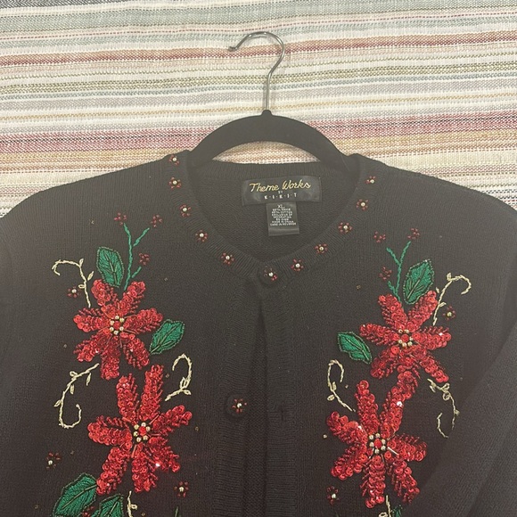 Vintage Theme Works by KIKIT Christmas Sweater Embellished Poinsettias Size XL - Picture 7 of 7